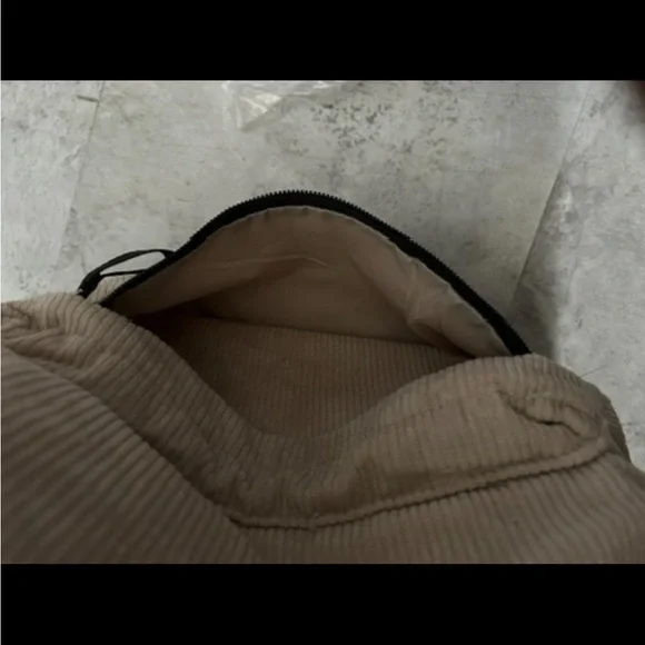 Forever 21 backpack - Picture 5 of 8